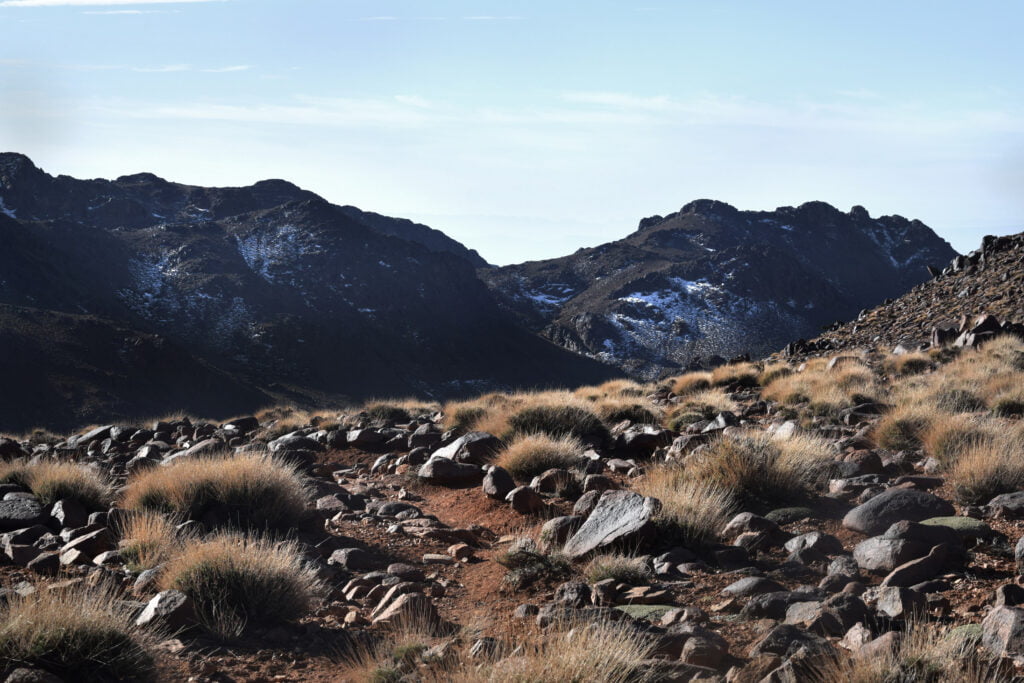 Trek au Djebel Saghro et Vallée des Roses au Maroc. Explore à Perte de Vue blog de trek et randonnée en France et à travers le monde.