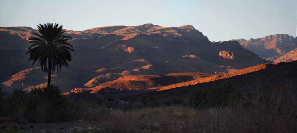 Trek au Djebel Saghro et Vallée des Roses au Maroc. Explore à Perte de Vue blog de trek et randonnée en France et à travers le monde.