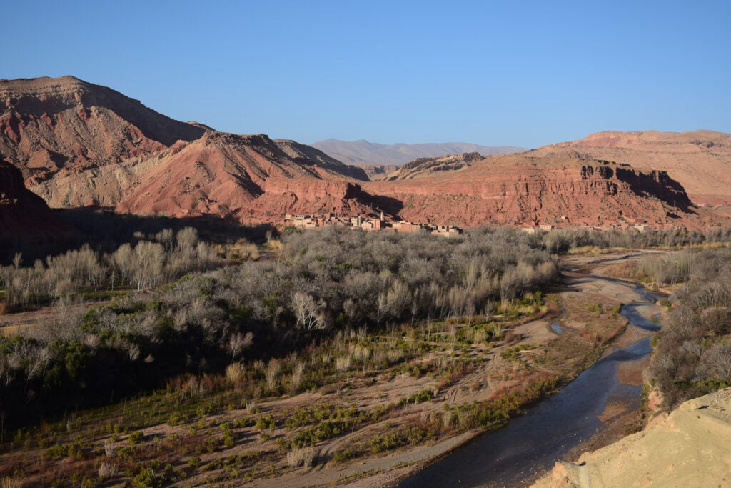 Trek au Djebel Saghro et Vallée des Roses au Maroc. Explore à Perte de Vue blog de trek et randonnée en France et à travers le monde.