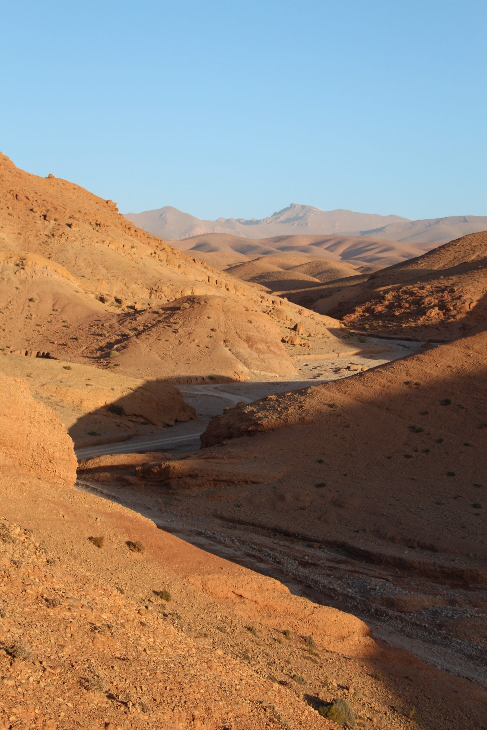 Trek au Djebel Saghro et Vallée des Roses au Maroc. Explore à Perte de Vue blog de trek et randonnée en France et à travers le monde.