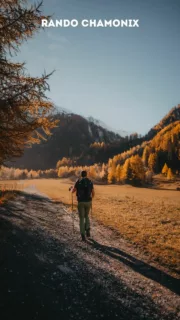 Randonnée à l'Aiguillette des Posettes ❄️
Entre Chamonix et Vallorcine, le hameau de Montroc est un point de départ idéal pour de belles randonnées.
L’une d’elles nous emmène sur la crête panoramique de l’Aiguillette des Posettes, face aux montagnes majestueuses du massif du Mont-Blanc.
En automne, les couleurs deviennent exceptionnelles grâce aux nombreux mélèzes qui poussent partout dans cette vallée de haute altitude. 🧡
🅿️ Parking du Tour
🥾 7,9 km – 730 mètres déniv – 3h50
⚠️ Nous avons fait cette randonnée cet automne avant les grosses chutes de neige.
➡️ Retrouve le topo de la rando sur notre blog www.exploreapertedevue.com
📍Montroc, Haute-Savoie
#passionrando #randonneurs #trekking #naturesauvage #microaventure #feelthealps #automne🍂 #fallhike #chamonix
