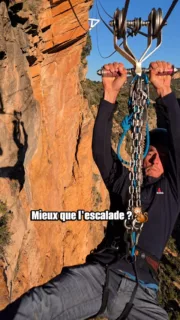 Mieux que l'escalade ? 🐒

Nous on a adoré ce parcours ! Ça te tente ? 💪🏼

🚩 Cagate Lorito 

#escalade #viaferrata #climbing #aventure #rockclimber