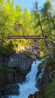 Quatrième semaine d'aventure ! 🤯

28 jours sur la Via Alpina, 346 km de parcourus ! 🥾

💪🏼 Le programme de la semaine :

🐒 Via Ferrata : 
- Ceillac, la Clapière (AD/D)
- Puy St Vincent, la Combe (F)

🧗🏼‍♀️ Escalade :
- GV Crête de Balari : camping Balari (D+)
- Couenne Mont Dauphin : secteur Cosmos
- GV Le Ponteil : Rôle en dalles (TD+)

📍 Nos coups de cœur cette semaine : 

🌼 Les chalets de la Furfande : des alpages fleuris idylliques parsemés par de magnifiques chalets anciens. 

🐬 Le Mont Dauphin : ce village fortifié est classé au patrimoine mondial de l'UNESCO. C'est aussi un super spot de grimpe vraiment atypique !

⛲ La fontaine pétrifiante de Réotier : les formations calcaires de cette fontaine naturelle sont particulièrement impressionnantes !

🏘️ Vallouise et ses hameaux : comment ne pas tomber amoureux des petits hameaux fleuris de Vallouise ? 

Place au repos à Ailefroide, notre joli camp de base pour les prochains jours ! 🥰
 
👉🏼 Abonne-toi à @explore_a_perte_de_vue pour découvrir l'intégralité de notre grande aventure dans les Alpes !

🥾 Toujours bien accompagnés par @snowleader74 & @eider.outdoor 

#viaalpina #trek #ecrins #queyras #vallouise
