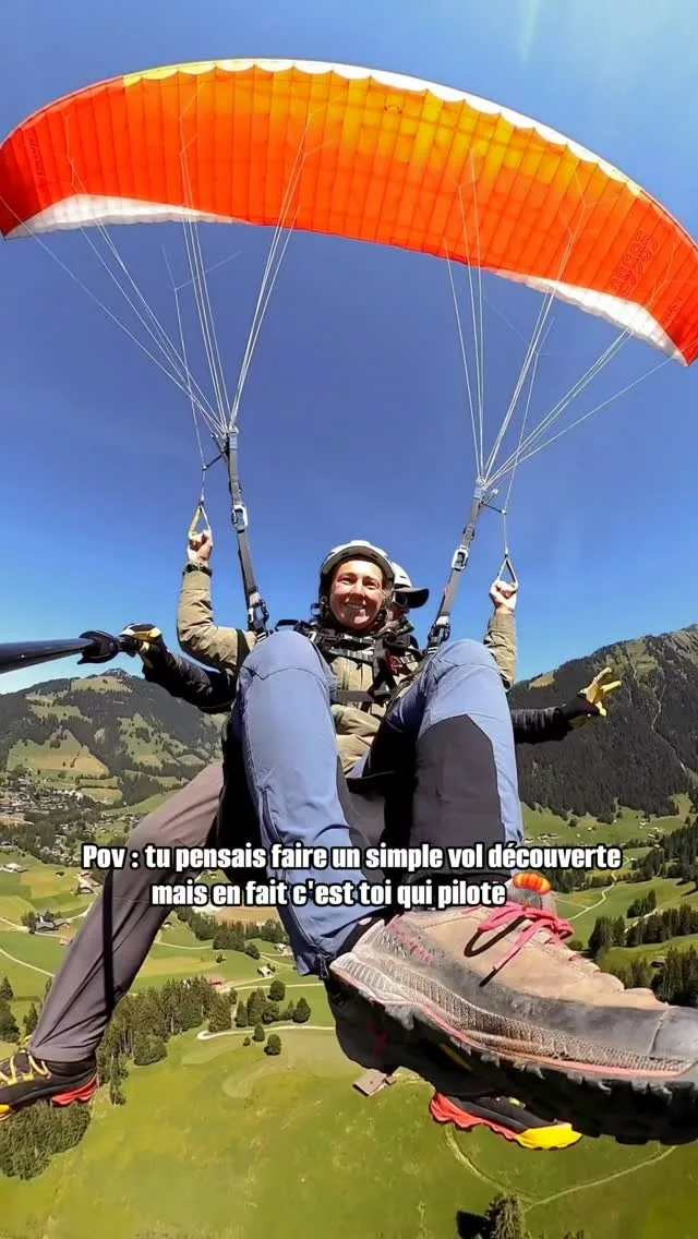 C'est beau là haut ! 🤩🪂

Retour dans les airs avec @paragliding_gstaad, un moment de pure bonheur ! 🥰

Le parapente, c'est l'activité que tu dois absolument tester au moins une fois dans ta vie ! Alors si tu viens visiter la région de @gstaad_official, n'hésite pas à réserver ton vol biplace avec Fabrice, tu ne regretteras pas ! 🤩

Qui a déjà fait du parapente ? 🪂

*Invitation 

#paragliding #gstaad #parapente #simmental #suisse