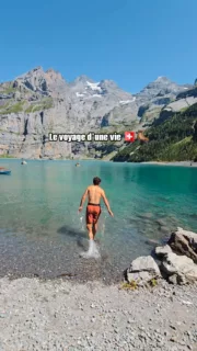 11ème semaine sur la Via Alpina , 870 km de parcourus ! 🥾

On est en plein cœur de la Suisse, et comment dire... Tout est extraordinaire ! 🥹
Cette semaine, on a évolué dans des paysages de haute montagne, c'est beau et tellement impressionnant à la fois ! 

Tout continue de bien se passer : il fait beau, il fait chaud et on en prend plein les mirettes ! 🤩

Nos coup de cœur de la semaine ♥️

💦 Engsligen falls
🩵 Oeschinensee & Daubensee
🏠 Blüemlisalphütte 
🏔️ Vallée du Kiental 
🚞 Kleine Scheidegg
🏘️ Gimmelwald & Grindelwald

Les via ferrata 🧗🏼‍♀️

🐒 Gemmiwand (top)
🌳 Mürren (pas top)

Coté grimpe 💪🏼

🌲 Gimmelwald - secteur Fussball
🧊 Grindelwald - Gletscherschlucht

👉🏼 Abonne-toi à @explore_a_perte_de_vue pour suivre nos aventures !

🥾 Team @snowleader74 & @eider.outdoor

#viaalpina #swissalps #trek #suisse #viaferrata