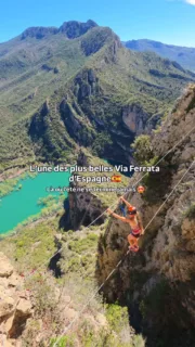La Via Ferrata de lo Pas de la Savina
c’est un parcours ultra impressionnant, on peut faire un pendule géant, traverser un pont de singe gigantesque (vraiment flippant 😅), grimper sur une échelle ADN le tout en observant des aigles et des gypaetes. 😍
🅿️ 41.971484, 0.599511
💰 gratuite
📍 Estopiñán del Castillo, Huesca, Espagne
➡️ 20 minutes d’approche
⬅️ 30 minutes (retour)
⌛ 3h
💪🏼 K4/K6+
📏 450 m
☀️ nord est
🚷 0 échappatoire
Plus d’informations sur notre blog - "Via ferrata de lo pas de la Savina pendule géant"
Www.exploreapertedevue.com
Plus de via ferrata : rdv sur youtube.
#viaferrataextreme #viaferrata #escalade #randonnée #sportoutdoor