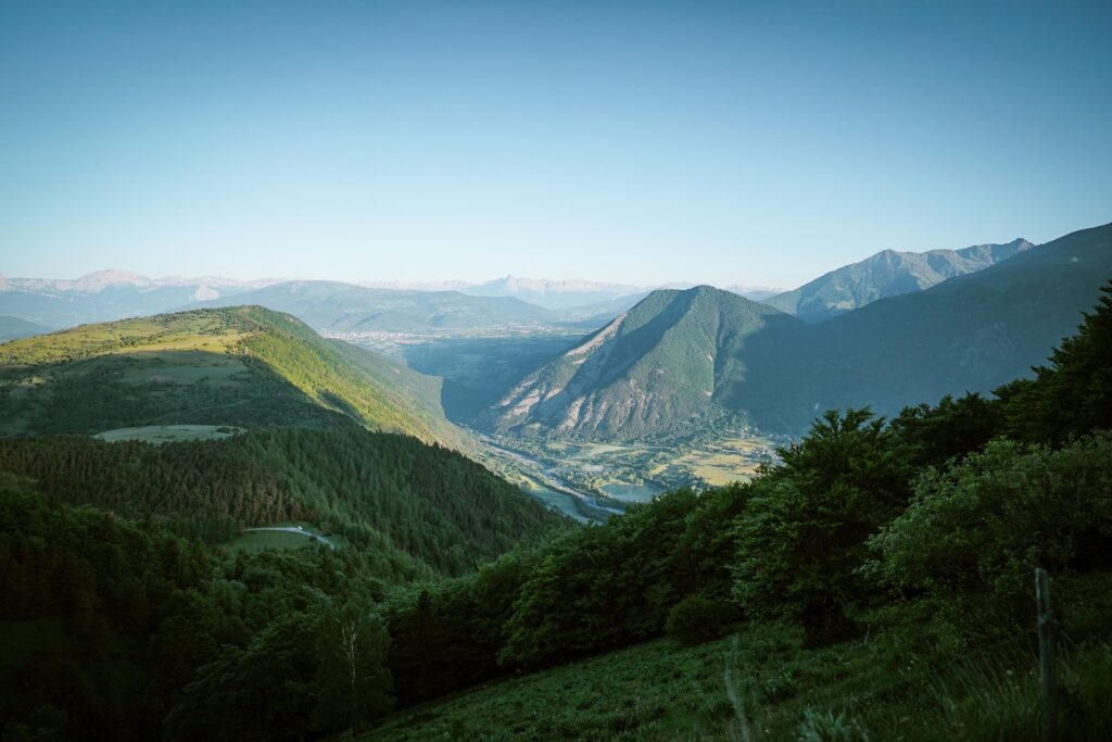 Randonnée au Sanctuaire de Notre Dame de la Salette Triève Oisans Isère France