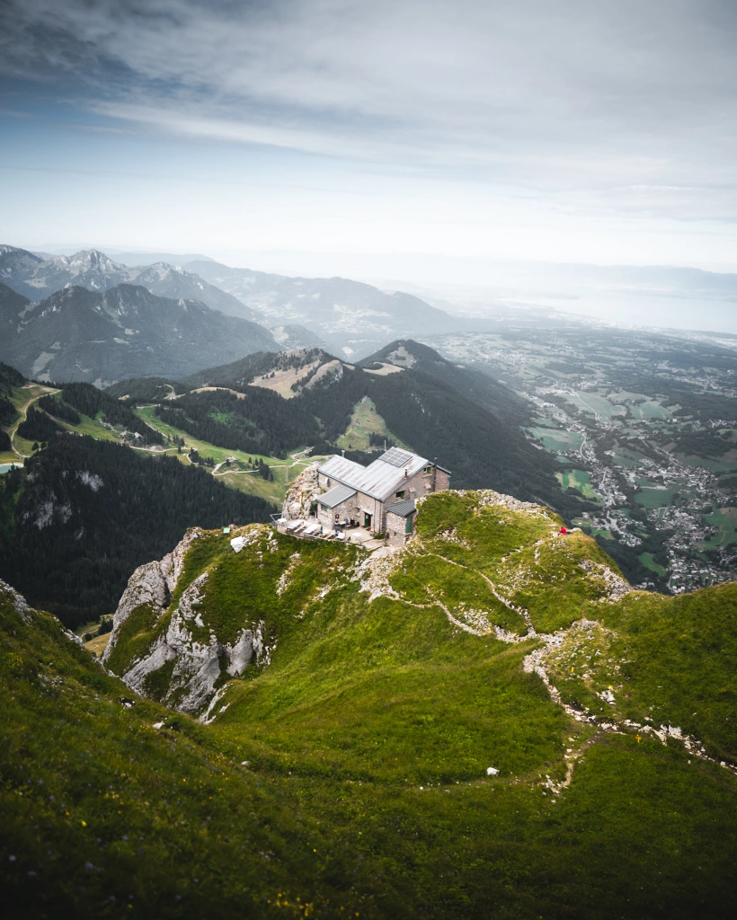 Randonnée dans le Chablais la dent d'Oche Haute Savoie Alpes proche de Genève