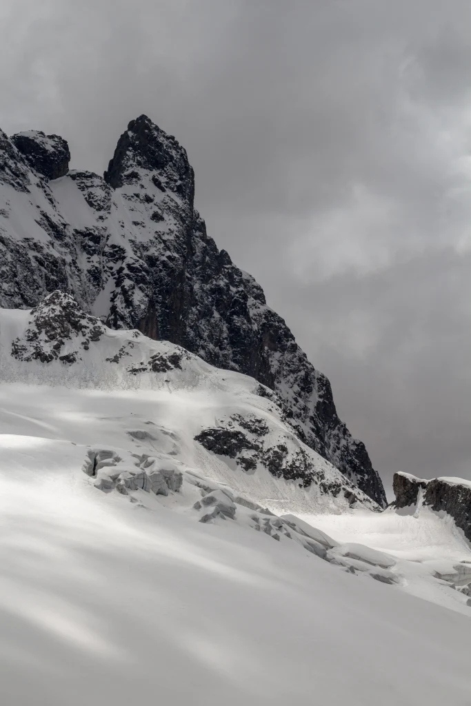 Accès au refuge de l'Aigle et ascension de la Meije Orientale, massif des écrins Hautes Alpes