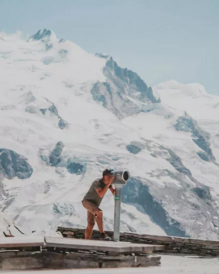 Randonnée au Gornergrat avec vue sur le Cervin à Zermatt dans le Valais en Suisse. Explore à Perte de Vue blog d'itinéraire de trek et randonnée, voyage en France et dans le monde.