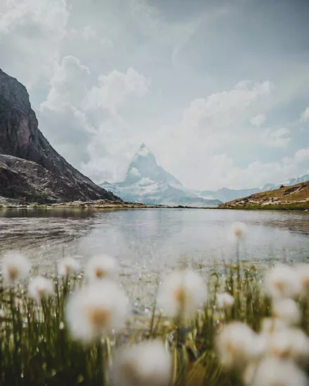 Randonnée au Gornergrat avec vue sur le Cervin à Zermatt dans le Valais en Suisse. Explore à Perte de Vue blog d'itinéraire de trek et randonnée, voyage en France et dans le monde.