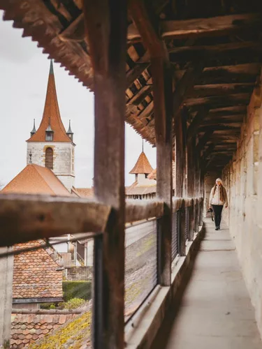 Visite de la cité médiévale de Morat dans le canton de Fribourg en Suisse. 