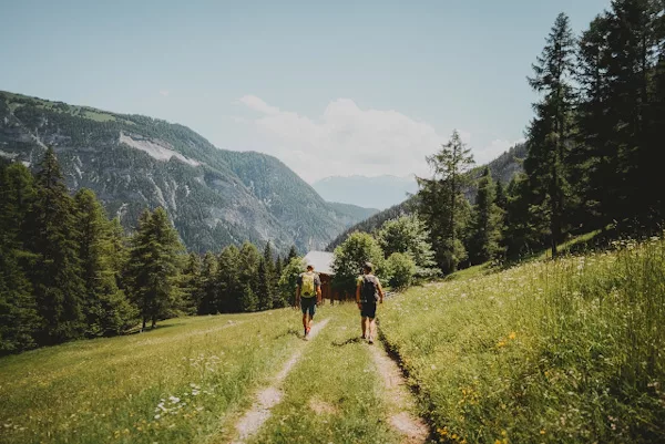 Randonnée du Grand Bisse d'Ayent Anzère dans le Valais en Suisse. Itinéraire, conseils, recommandations et photos pour voyager et randonner en Suisse. 