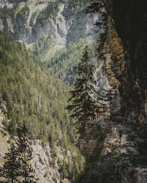 Randonnée du Grand Bisse d'Ayent Anzère dans le Valais en Suisse. Itinéraire, conseils, recommandations et photos pour voyager et randonner en Suisse. 