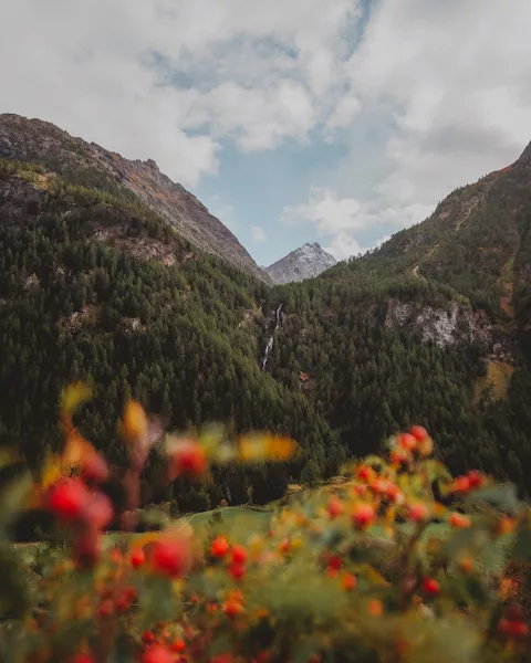 Randonnée sur 2 jours au bivouac de Bionaz dans le Val d'Aoste en Italie. Itinéraire, conseils, photos et recommandations pour randonnée et voyager en Italie. Micro aventure en montagne.