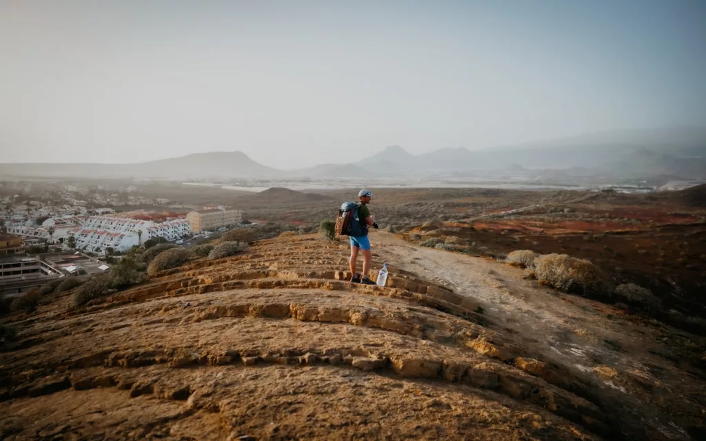 Randonnée à Montaña Amarilla, monument naturel à Tenerife, îles Canaries. Conseils, recommandations et randonnées à Tenerife dans les Canaries.