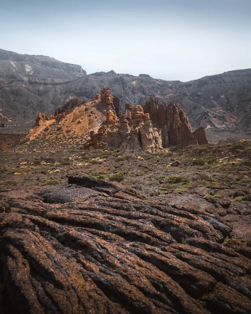 Randonnée aux Roques de García et rocher Cinchado dans le parc national du Teide à Tenerife (îles Canaries, Espagne). Itinéraire, recommandations et photos pur randonner et voyager à Tenerife.