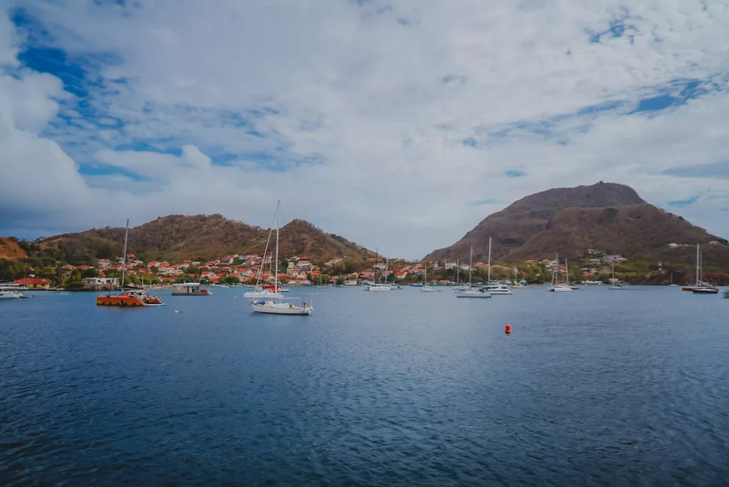 Baie des Saintes en Guadeloupe, l’une des plus belles du monde.