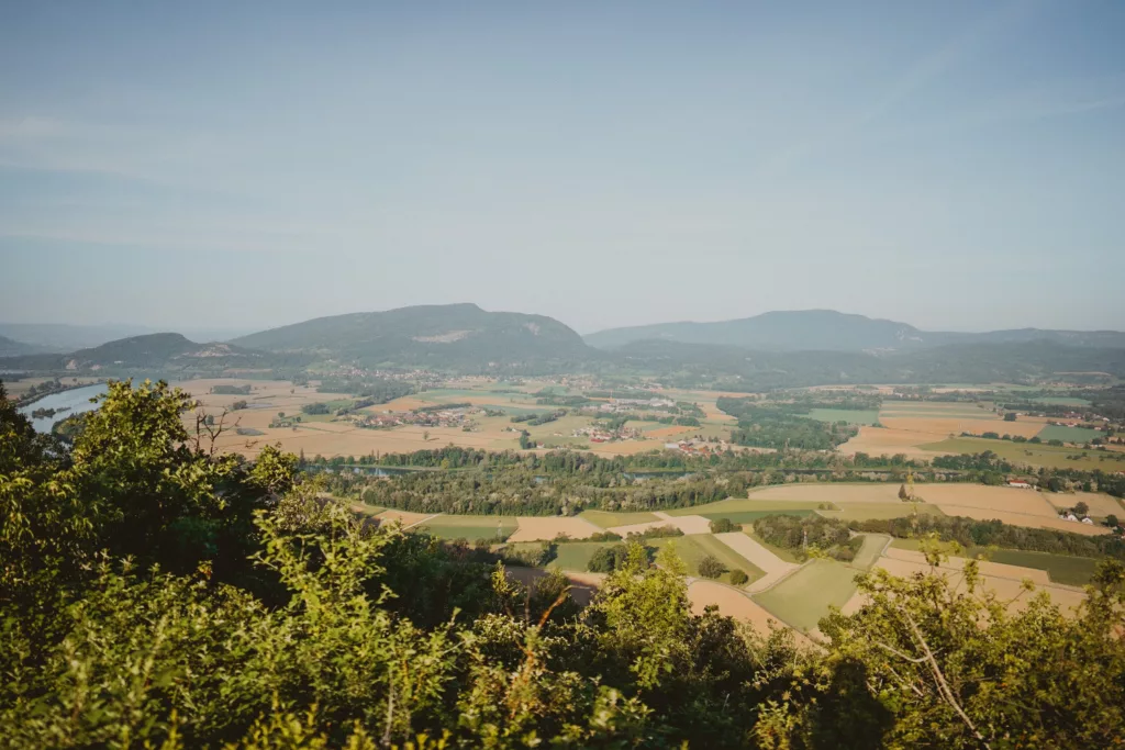 Vue sur la plaine de Belley dans l'Ain.