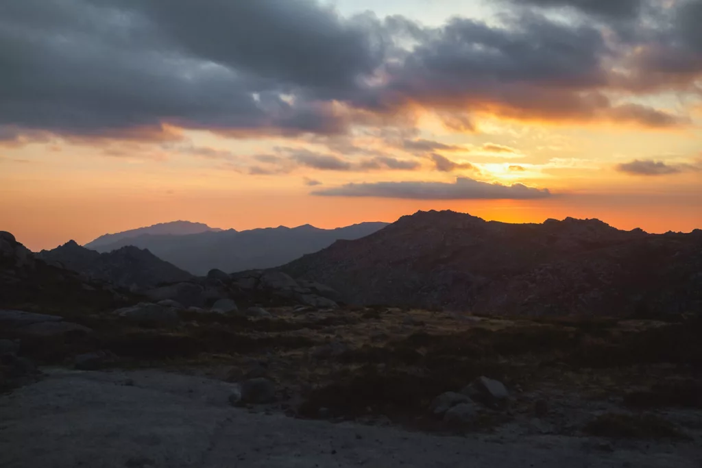 Coucher de soleil au plateau du Coscione (Cuscionu) en Corse du Sud.