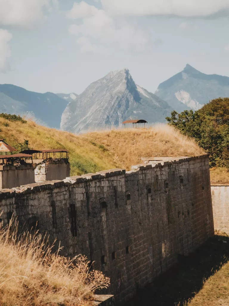 Fort de Comboire lors d'une randonnée à proximité de Grenoble