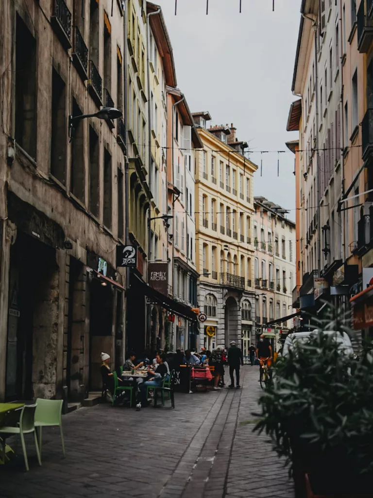 Centre ancien de Grenoble, guide pour visiter la ville de Grenoble en Isère, conseils et recommandations.