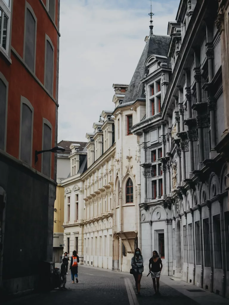 Centre ancien de Grenoble, guide pour visiter la ville de Grenoble en Isère, conseils et recommandations.
