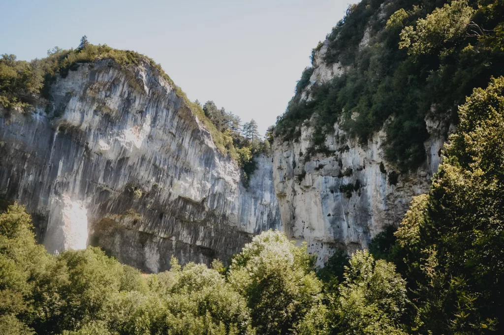 Gorges d'Omblèze dans la Drôme, randonnée au canyon des Gueulards.
