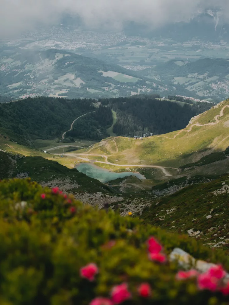 Lac dans la station des 7 Laux (Prapoutel) en Isère 