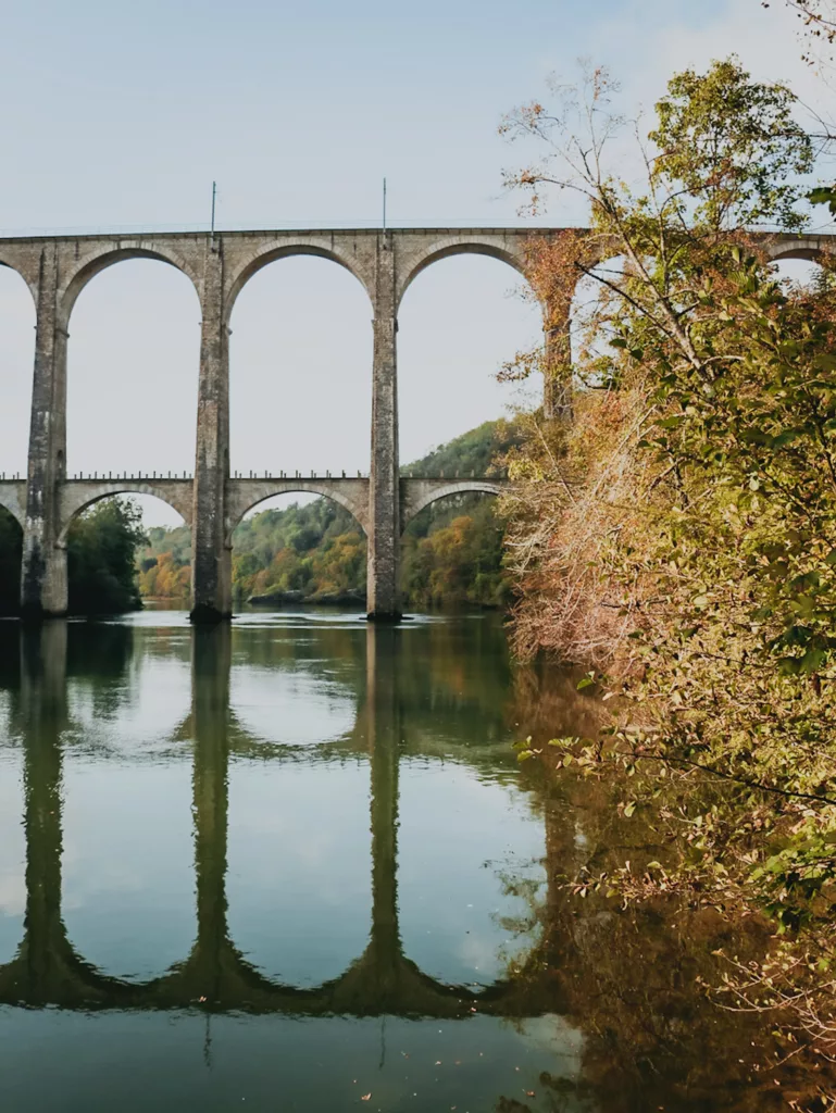 Le viaduc de Cize-Bolozon dans l'Ain