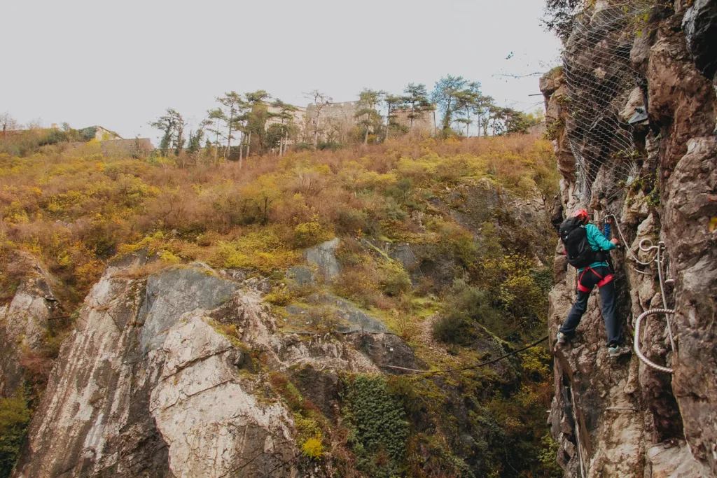 Début de la via ferrata de la Bastille à Grenoble. Guide des via Ferrata en Isère.