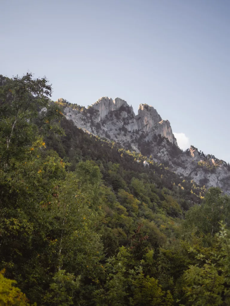 Les trois pucelles en montant au moucherotte