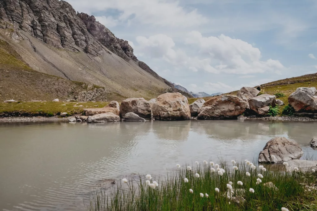 Reserve du Cirque du Grand Lac des Estaris, randonnée à Orcières dans les Écrins (Hauts-Alpes).