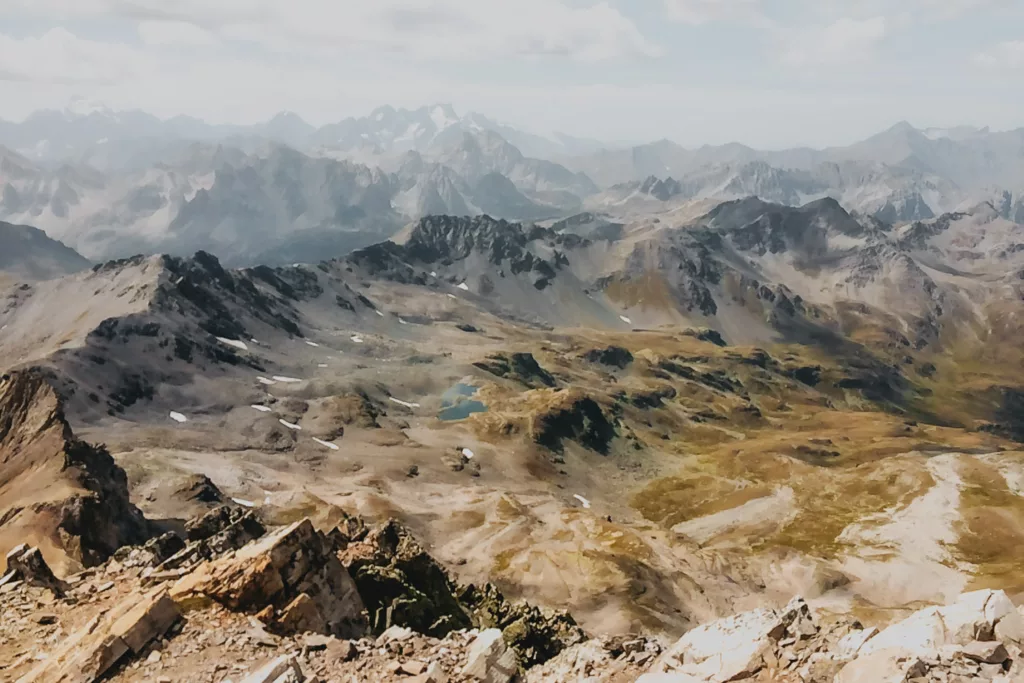 Randonnée au Mont Thabor dans les Hautes-Alpes, ascension d'un somme de 3000m en France proche de l'Italie.