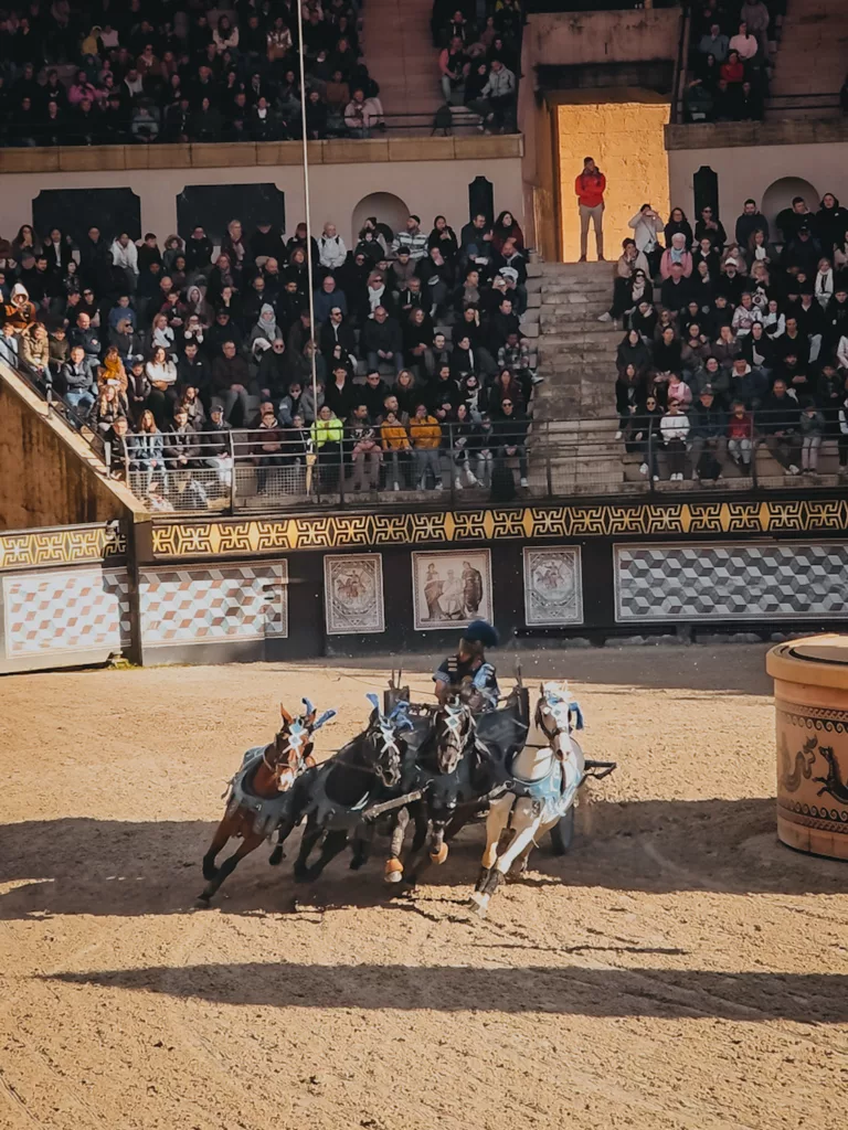 Puy du Fou en Vendée : guide pratique et recommandations pour aller au parc d'atttraction du Puy du Fou.