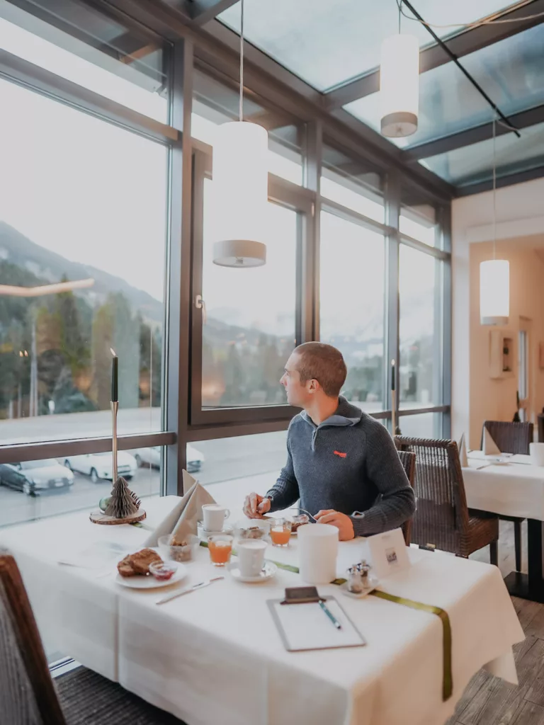 Randonnée en Suisse à Sörenberg depuis l'hôtel Rischli, petit dejeuner à l'hôtel Rischli.