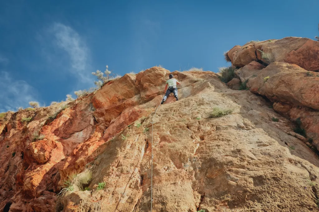 Escalade en espagne, Galeria de la hormiga, la via salazar