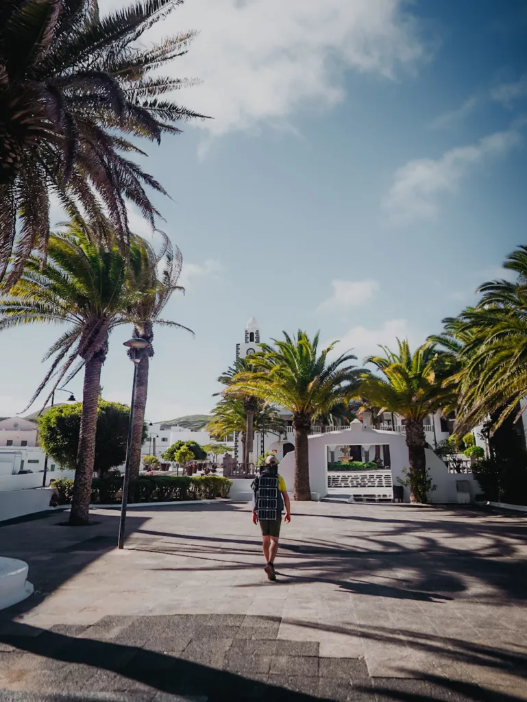 Trek à Lanzarote (GR131), traversée de la ville de San Bartolomé