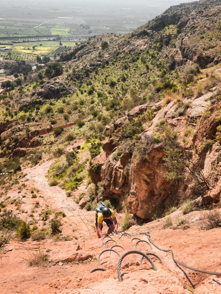Via Ferrata Callosa de Segura, proche d'Alicante, dans la région de Valence. Guide pratique pour réaliser des parcours de via ferrata en Espagne.