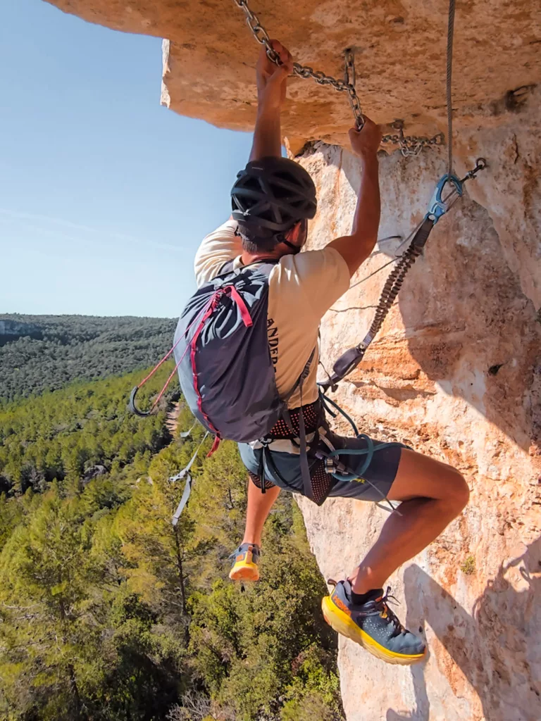 Via Ferrata Ivet la Rabiosa niveau (extrêmement difficile) en Catalogne (Espagne).
