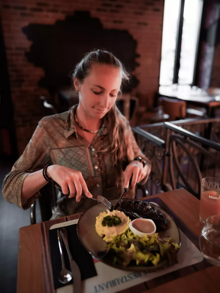 Restaurant et bar à Tapas le 100 Culottes à Lourdes. Restaurant convivial à Lourdes.