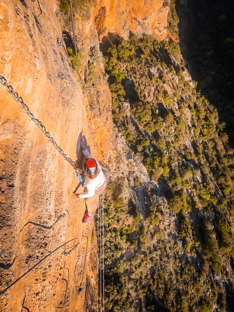 Via Ferrata Cagate Lorito en Espagne (Catalogne). Niveau K6 (extrêmement difficile).