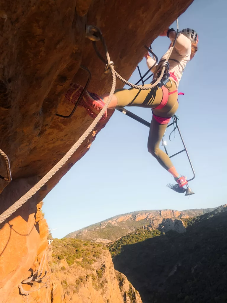 Via Ferrata Cagate Lorito en Espagne (Catalogne). Niveau K6 (extrêmement difficile).