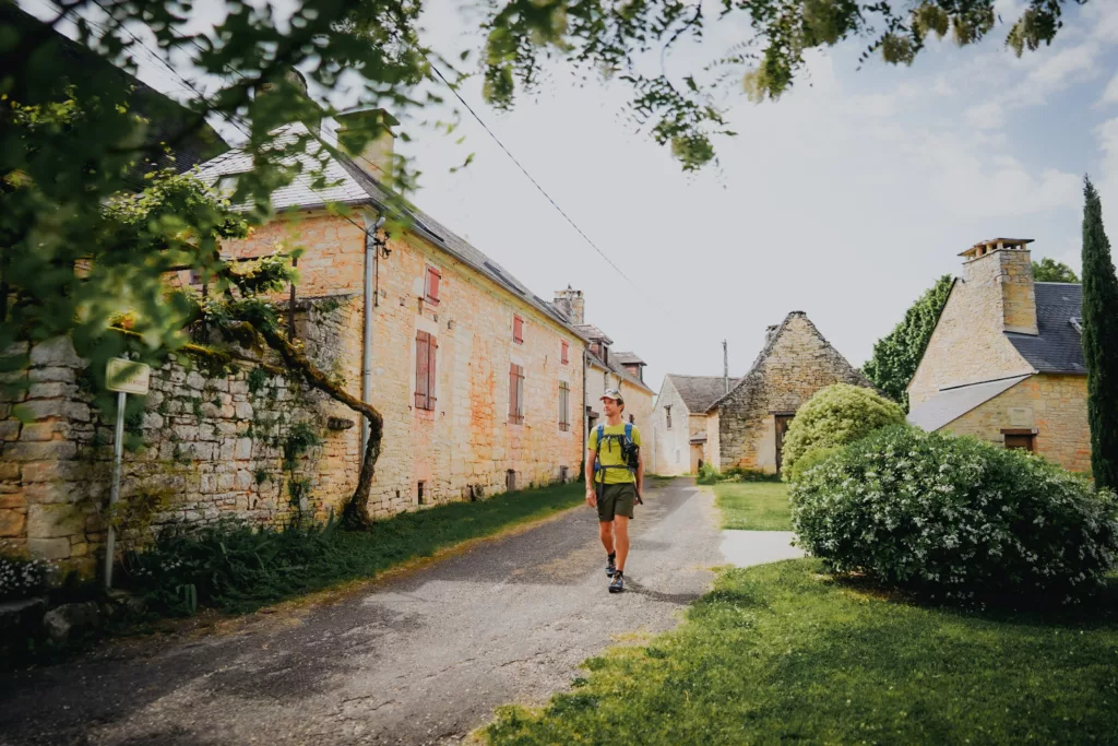 Circuit Causse Toujours, randonnée Quercy Outdoor dans le pays de Gourdon. Randonnée dans le Lot au départ de Salviac.