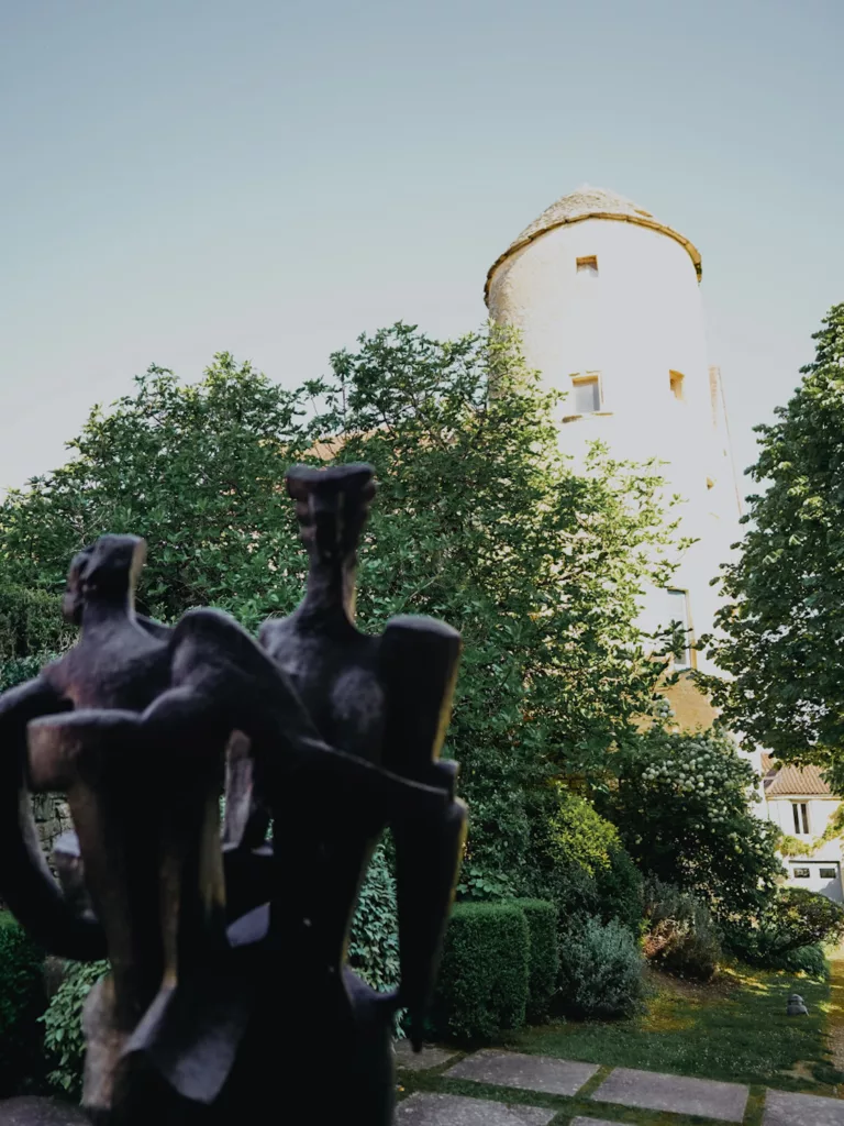Village des Arques dans la région de Gourdon dans le Lot. Visite du musée Zadkine, sclupteur du XXème siècle.