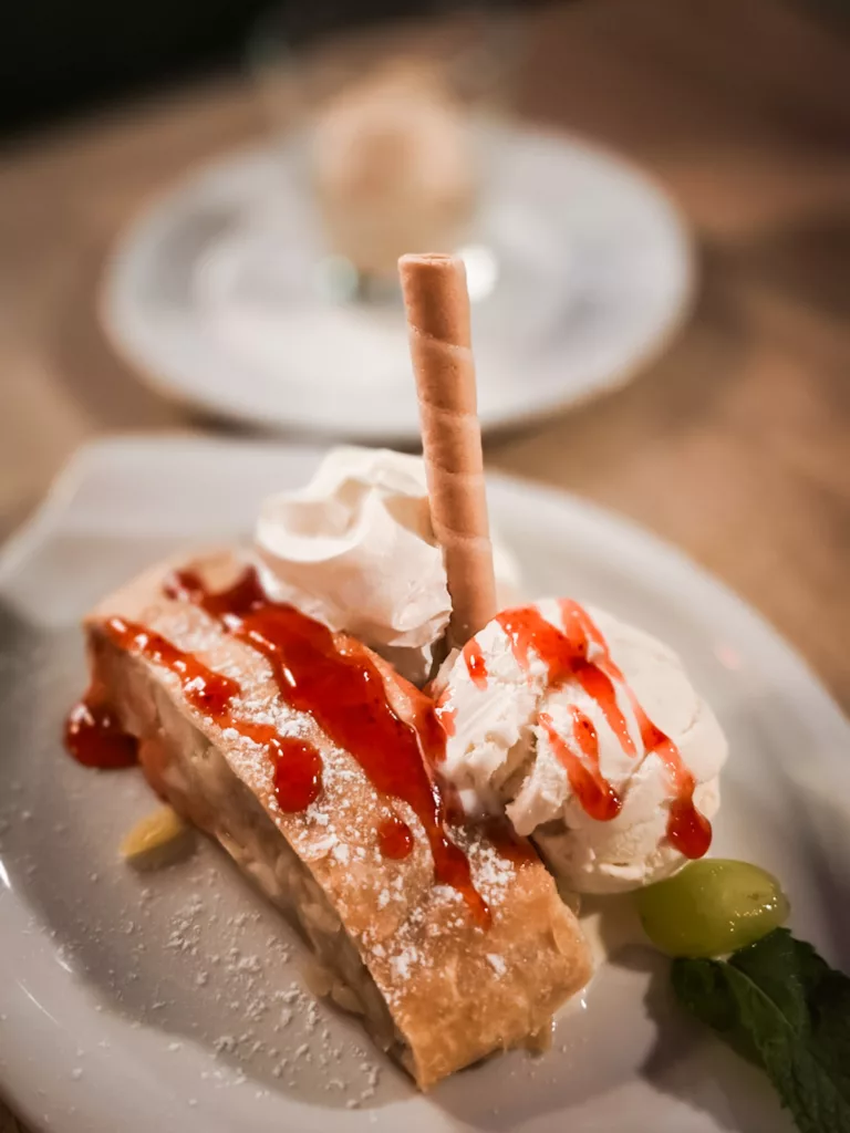New Castel à Vaduz : nos bonnes adresses de restaurants et hôtel, visiter les Alpes, toutes nos recommandations.