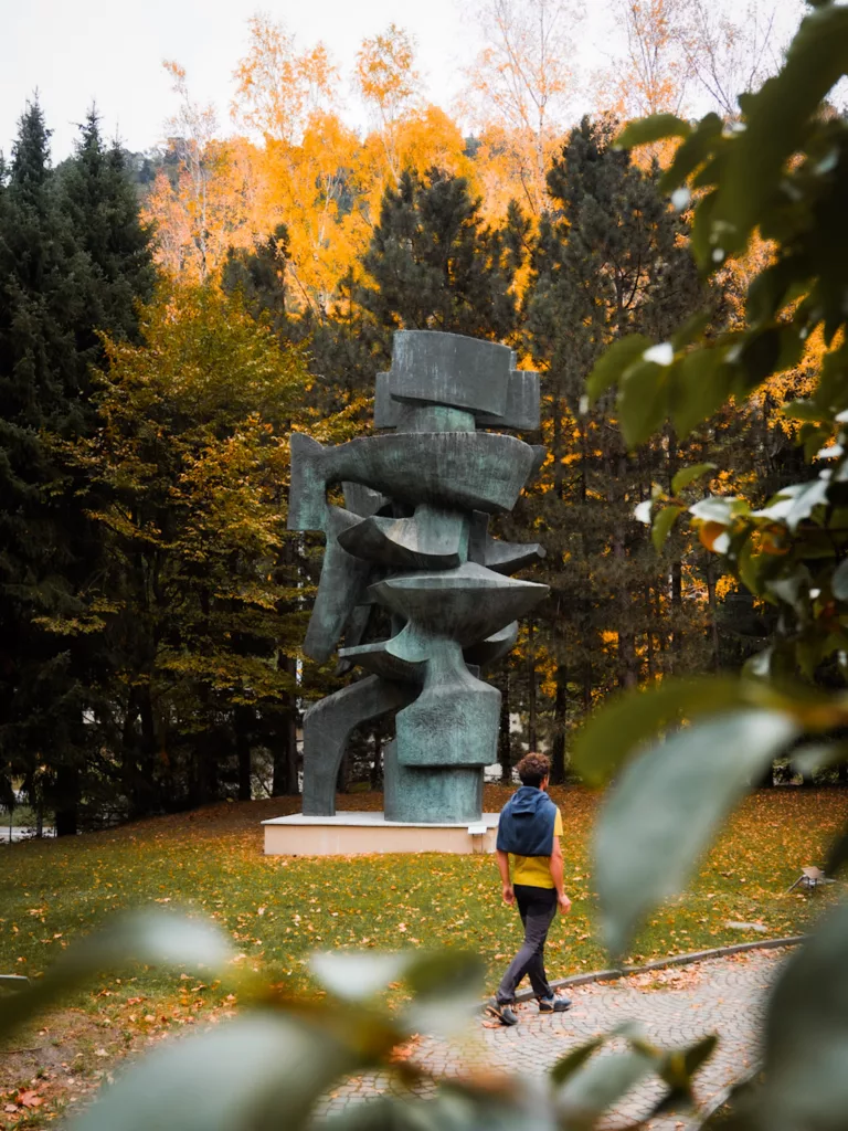 Parc de scluptures de la fondation Pierre Giannada à Martigny.